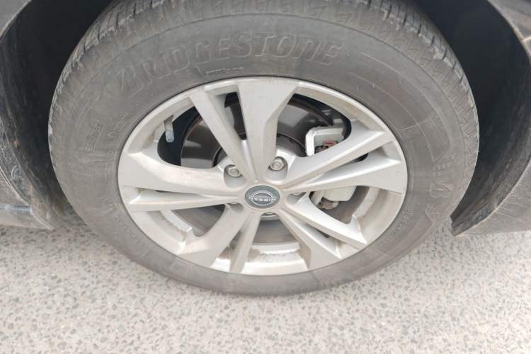 Used Nissan Sylphy 2025 1.6L CVT Genuine Edition Right Front Wheel Hub