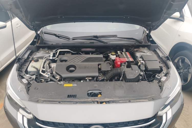 Used Nissan Sylphy 2025 1.6L CVT Genuine Edition Engine Bay
