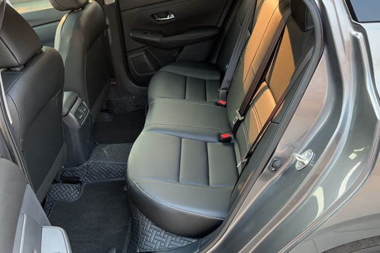 Used Nissan Sylphy 2025 1.6L CVT Genuine Edition Interior 7