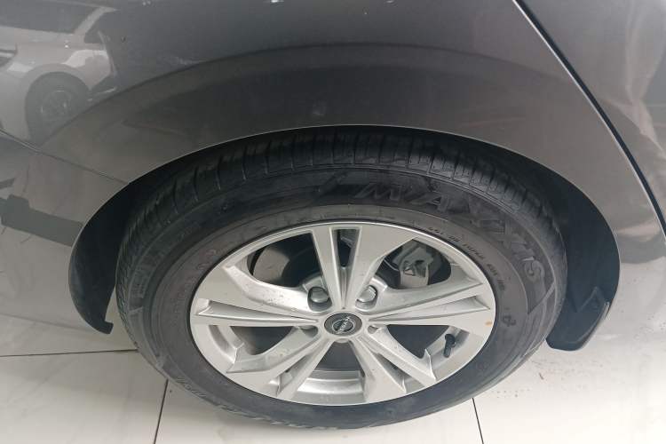 Used Nissan Sylphy 2025 1.6L CVT Genuine Edition Right Rear Wheel Hub
