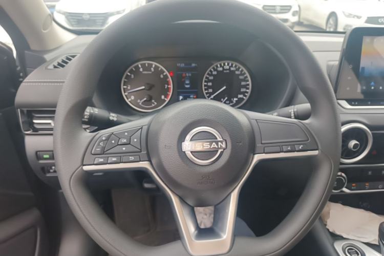 Used Nissan Sylphy 2025 1.6L CVT Genuine Edition Steering Wheel