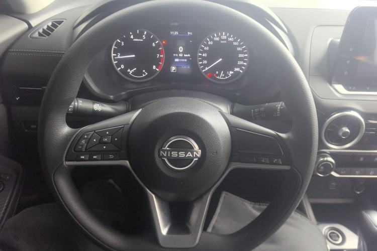 Used Nissan Sylphy 2025 1.6L CVT Genuine Edition Steering Wheel