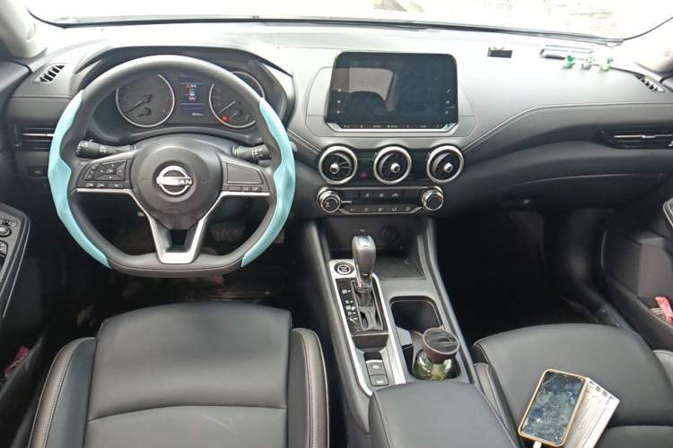 Used Nissan Sylphy 2025 1.6L CVT Genuine Edition Center Console