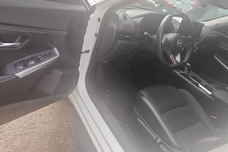 Used Nissan Sylphy 2025 1.6L CVT Genuine Edition Driver Seat