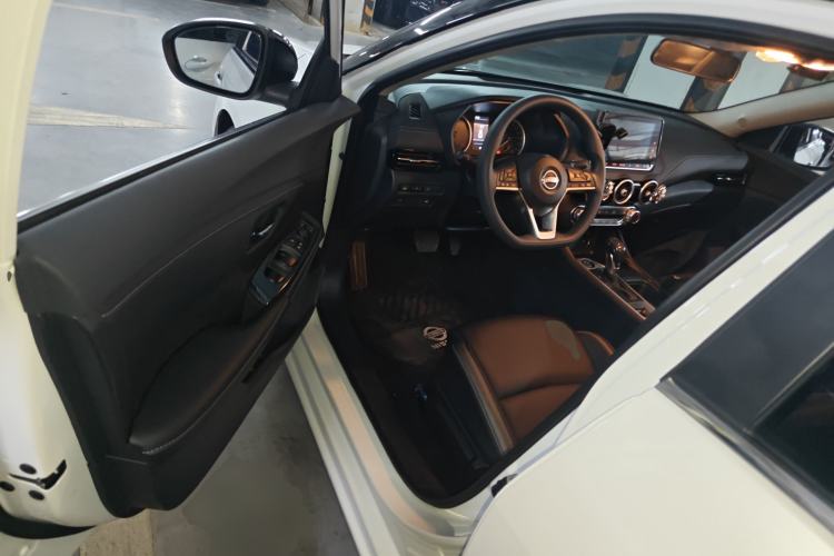 Used Nissan Sylphy 2025 1.6L CVT Genuine Edition Driver Seat