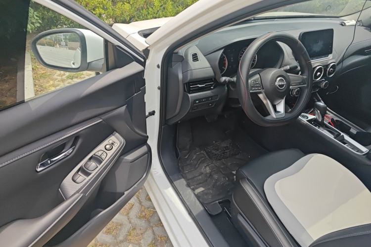 Used Nissan Sylphy 2025 1.6L CVT Genuine Edition Driver Seat