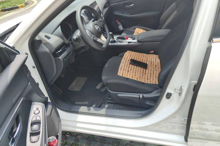 Used Nissan Sylphy 2025 1.6L CVT Genuine Edition Driver Seat