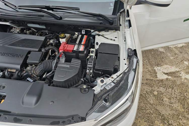 Used Nissan Sylphy 2025 1.6L CVT Genuine Edition Engine Bay Left
