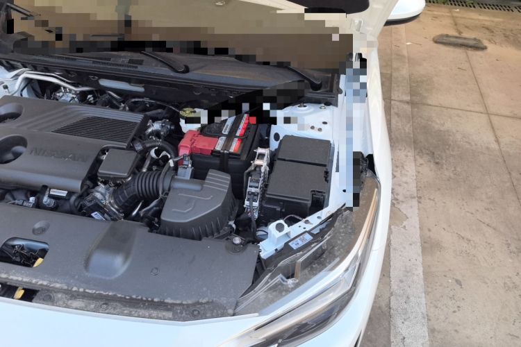 Used Nissan Sylphy 2025 1.6L CVT Genuine Edition Engine Bay Left