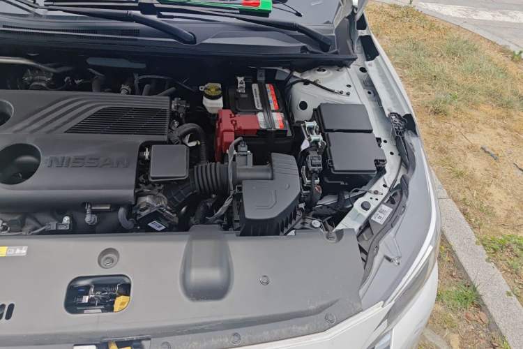 Used Nissan Sylphy 2025 1.6L CVT Genuine Edition Engine Bay Left