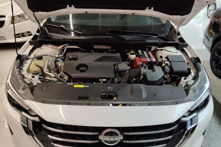 Used Nissan Sylphy 2025 1.6L CVT Genuine Edition Engine Bay