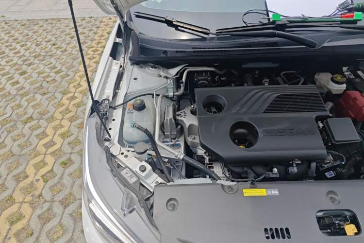 Used Nissan Sylphy 2025 1.6L CVT Genuine Edition Engine Bay Right