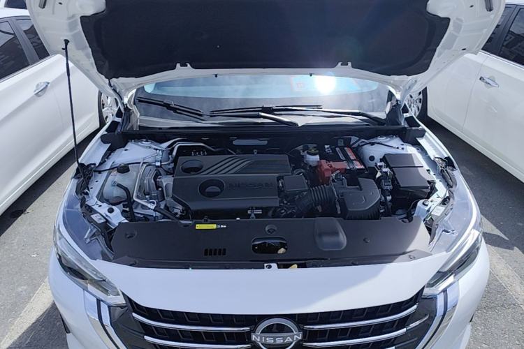 Used Nissan Sylphy 2025 1.6L CVT Genuine Edition Engine Bay