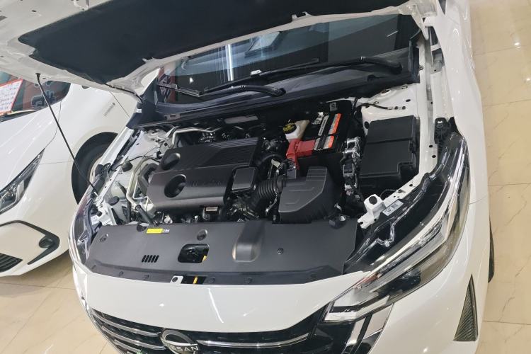 Used Nissan Sylphy 2025 1.6L CVT Genuine Edition Engine Bay