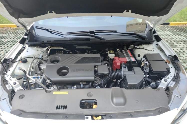 Used Nissan Sylphy 2025 1.6L CVT Genuine Edition Engine Bay