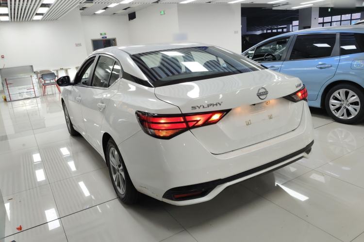 Used Nissan Sylphy 2025 1.6L CVT Genuine Edition Exterior 2