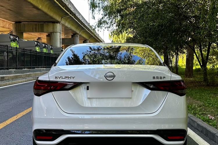 Used Nissan Sylphy 2025 1.6L CVT Genuine Edition Exterior 3