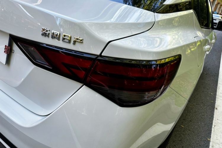 Used Nissan Sylphy 2025 1.6L CVT Genuine Edition Exterior 4
