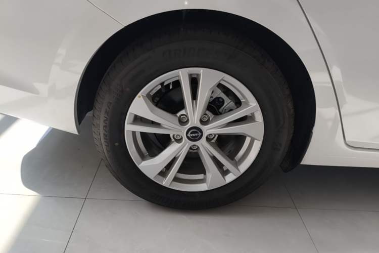 Used Nissan Sylphy 2025 1.6L CVT Genuine Edition Exterior 5