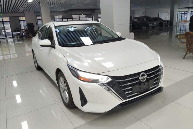 Used Nissan Sylphy 2025 1.6L CVT Genuine Edition Front Right 45 Deg