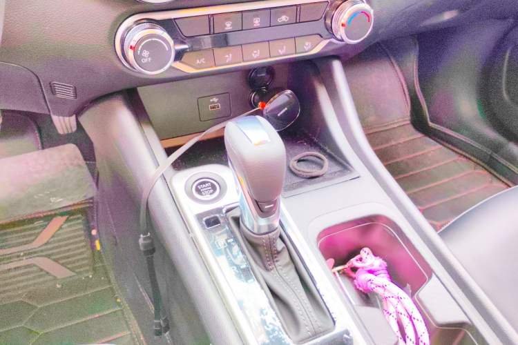 Used Nissan Sylphy 2025 1.6L CVT Genuine Edition Gear Lever