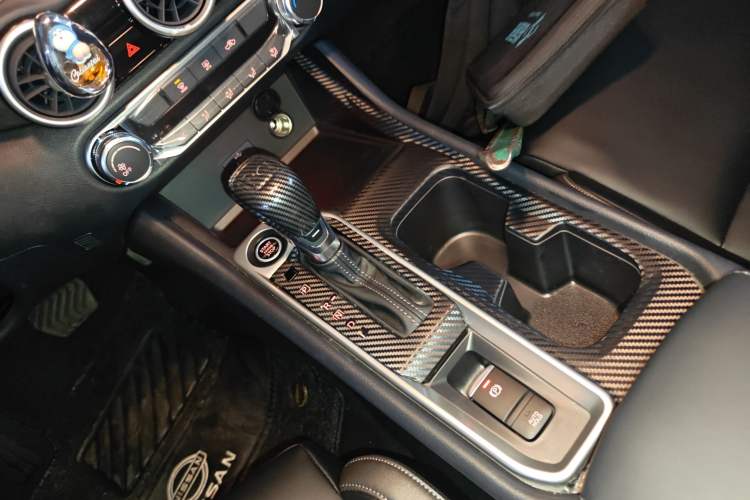 Used Nissan Sylphy 2025 1.6L CVT Genuine Edition Gear Lever