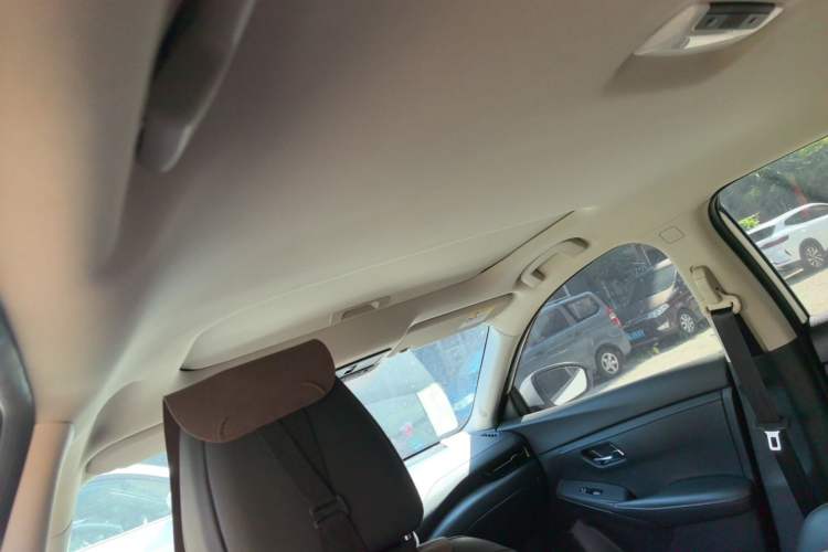 Used Nissan Sylphy 2025 1.6L CVT Genuine Edition Headliner