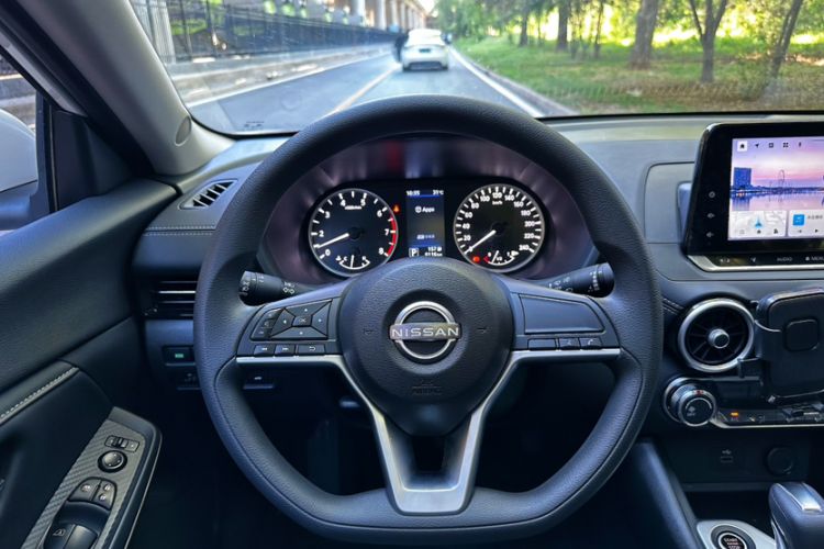 Used Nissan Sylphy 2025 1.6L CVT Genuine Edition Interior 1