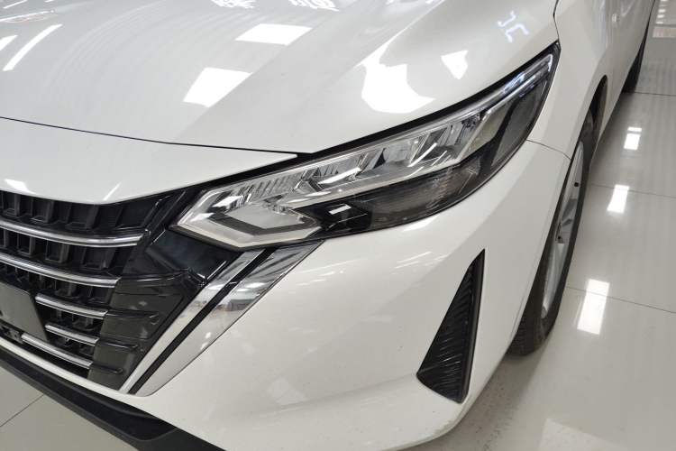 Used Nissan Sylphy 2025 1.6L CVT Genuine Edition Left Front Headlight
