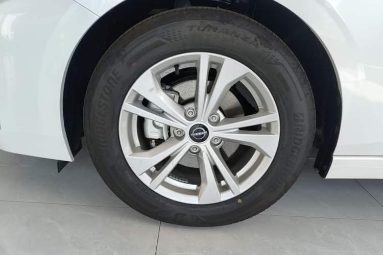 Used Nissan Sylphy 2025 1.6L CVT Genuine Edition Left Front Wheel Hub