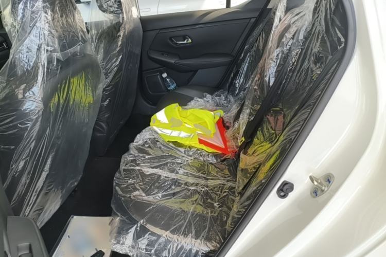 Used Nissan Sylphy 2025 1.6L CVT Genuine Edition Left Rear Seat