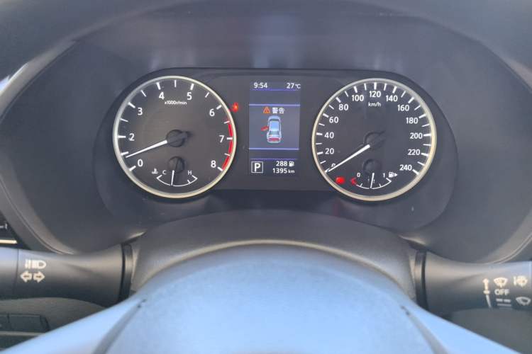 Used Nissan Sylphy 2025 1.6L CVT Genuine Edition Odometer Close Up