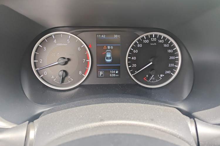 Used Nissan Sylphy 2025 1.6L CVT Genuine Edition Odometer Close Up