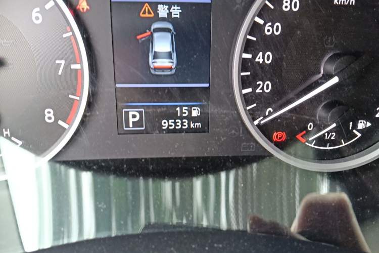 Used Nissan Sylphy 2025 1.6L CVT Genuine Edition Odometer Close Up