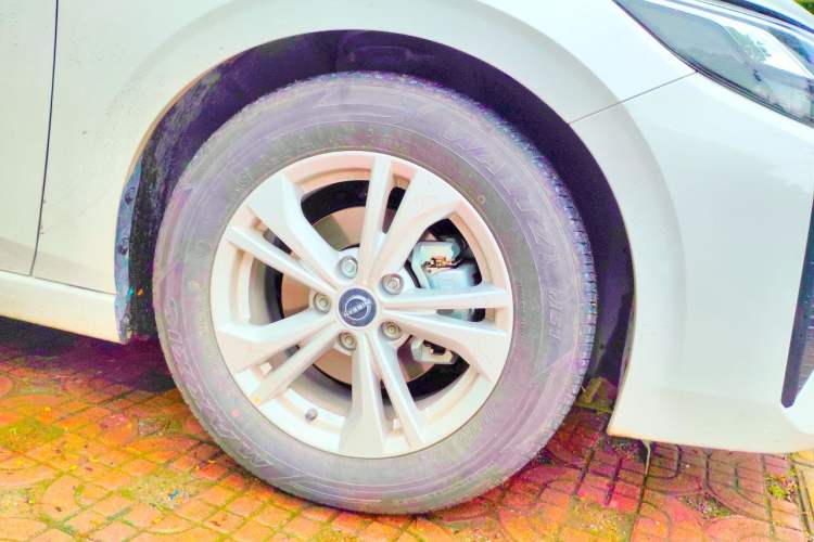 Used Nissan Sylphy 2025 1.6L CVT Genuine Edition Right Front Wheel Hub