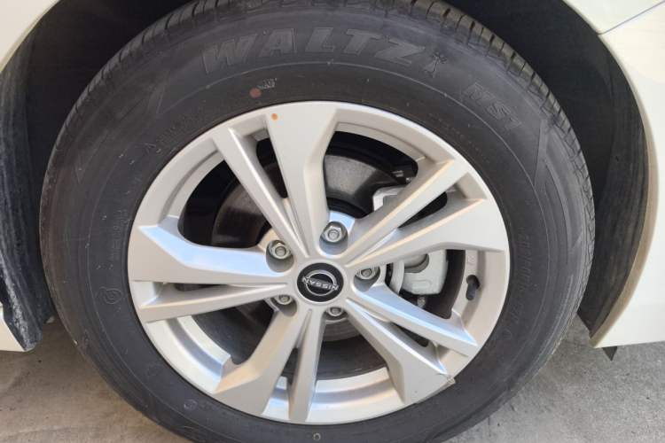 Used Nissan Sylphy 2025 1.6L CVT Genuine Edition Right Front Wheel Hub