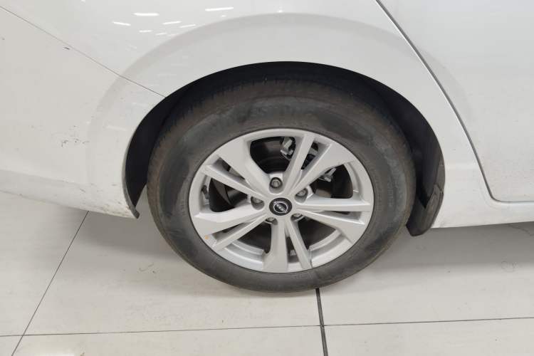 Used Nissan Sylphy 2025 1.6L CVT Genuine Edition Right Rear Wheel Hub