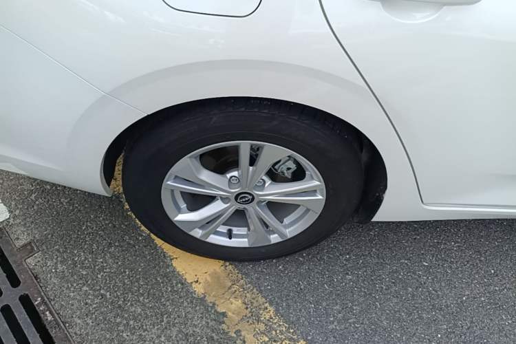 Used Nissan Sylphy 2025 1.6L CVT Genuine Edition Right Rear Wheel Hub