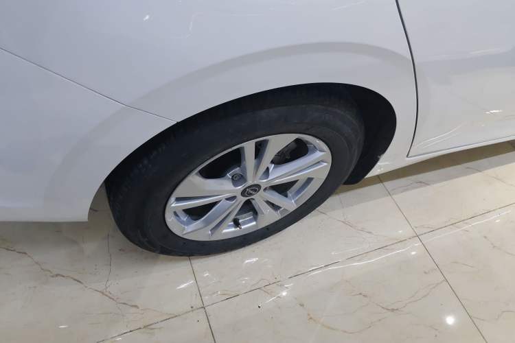 Used Nissan Sylphy 2025 1.6L CVT Genuine Edition Right Rear Wheel Hub