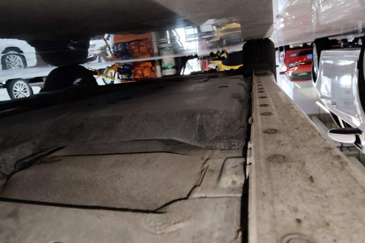 Used Nissan Sylphy 2025 1.6L CVT Genuine Edition Right Side Sill