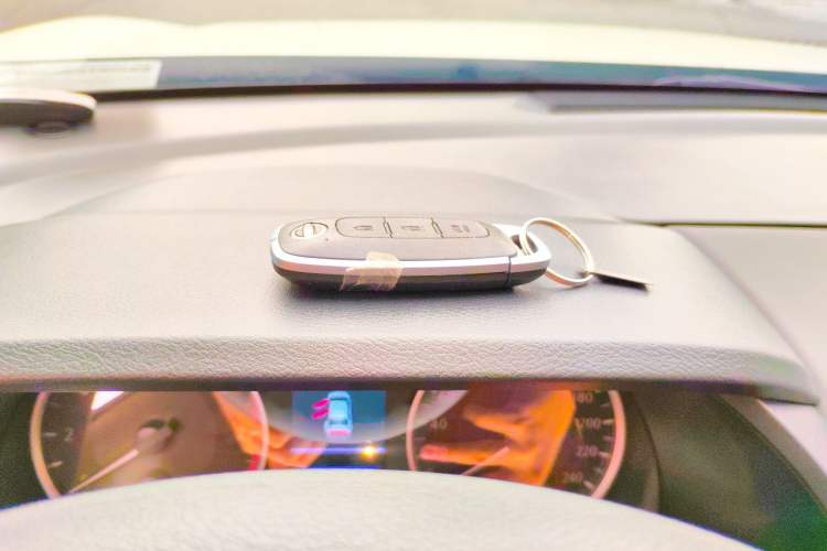 Used Nissan Sylphy 2025 1.6L CVT Genuine Edition Vehicle Key