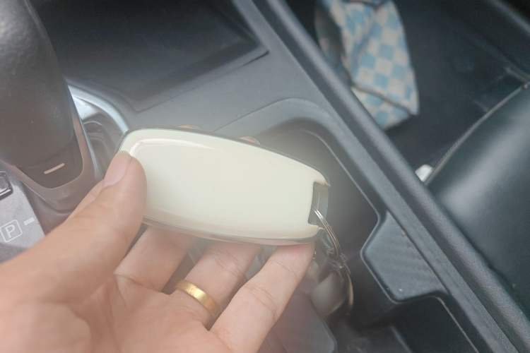 Used Nissan Sylphy 2025 1.6L CVT Genuine Edition Vehicle Key