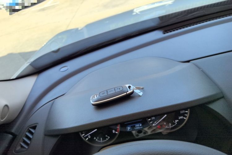 Used Nissan Sylphy 2025 1.6L CVT Genuine Edition Vehicle Key