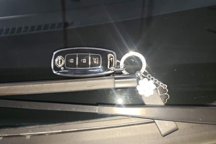 Used Nissan Sylphy 2025 1.6L CVT Genuine Edition Vehicle Key