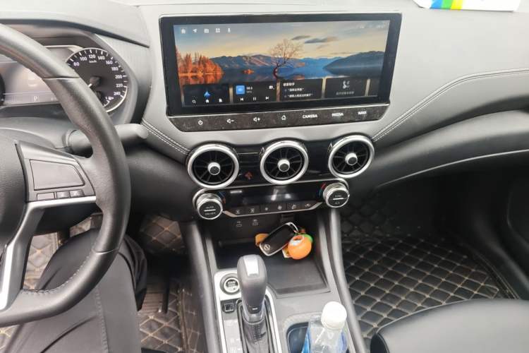 Used Nissan Sylphy 2026 Model 1.6L CVT Enjoyment Edition Audio And AC Panel