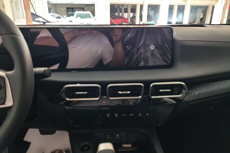Used Nissan Sylphy 2026 1.6L CVT Enjoyment Technology Edition Audio And AC Panel