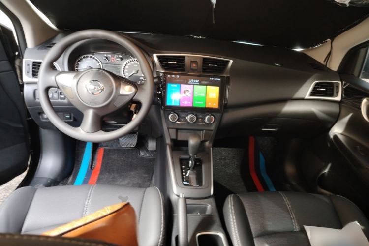 Used Nissan Sylphy 2026 Classic 1.6L CVT Peace of Mind Edition Center Console