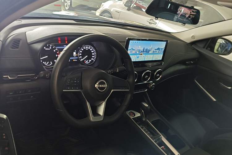 Used Nissan Sylphy 2026 Model 1.6L CVT Enjoyment Edition Center Console
