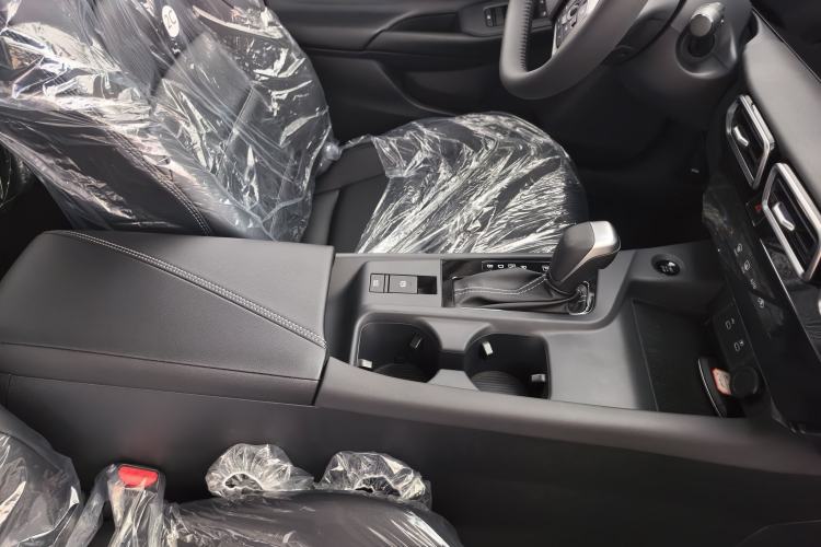 Used Nissan Sylphy 2026 1.6L CVT Enjoyment Technology Edition Exterior 1