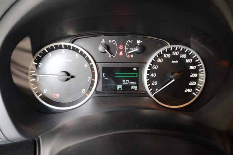 Used Nissan Sylphy 2026 Classic 1.6L CVT Peace of Mind Edition Instrument Cluster